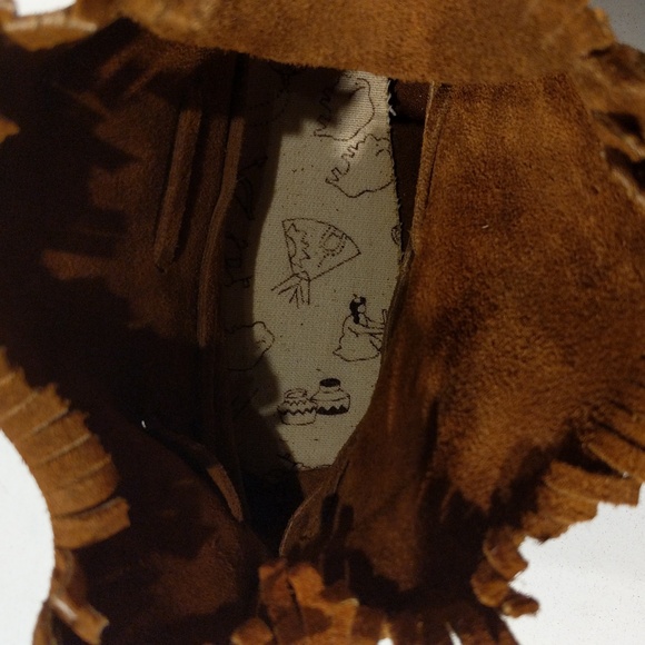 Manitobah Mukluks Moccasin - Picture 9 of 9